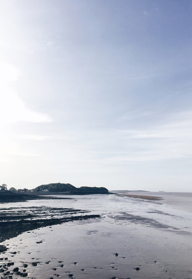 A walk along Clevedon Pier | These Four Walls blog