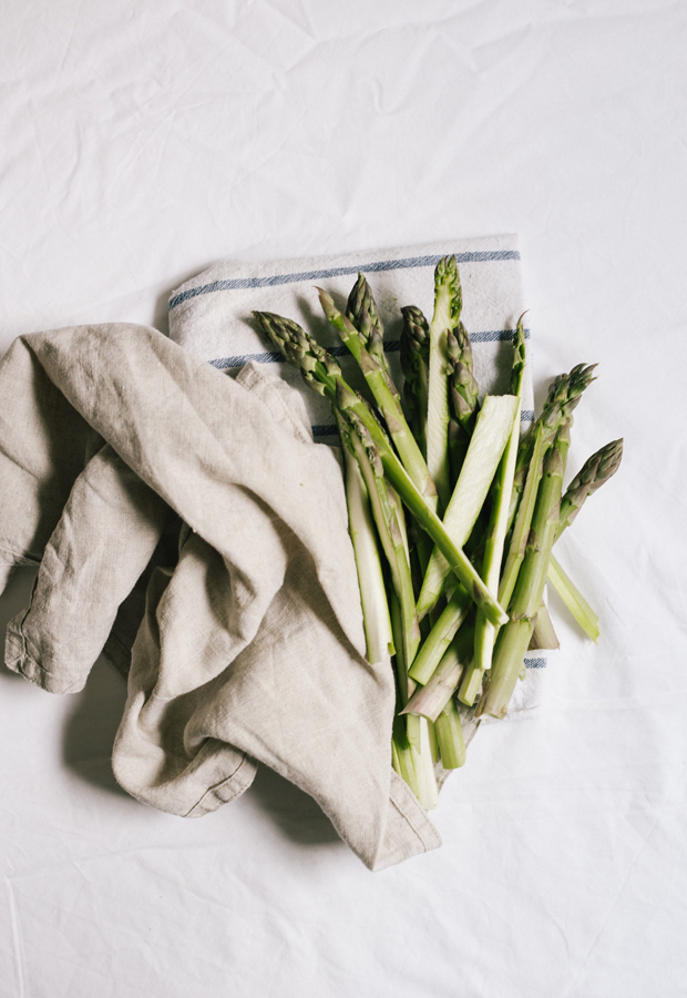 Recipe | Primavera courgetti salad | These Four Walls blog