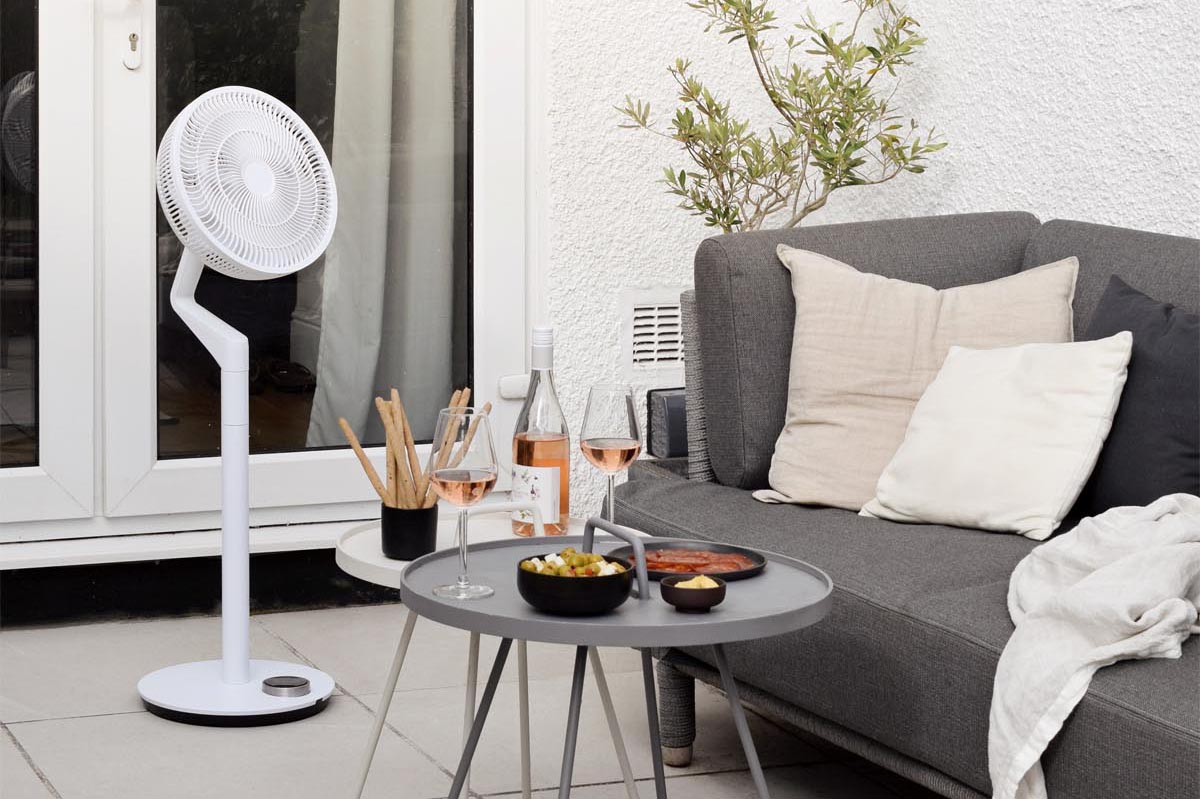 The Duux Whisper Flex Ultimate – a minimalist portable fan for use indoors and out | These Four Walls blog